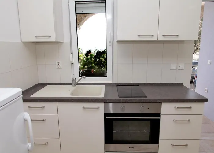 With A Parking Space Mavarstica, Ciovo - 11563 Appartement *